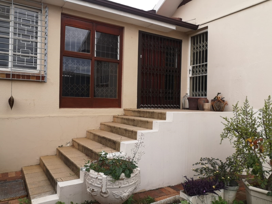 4 Bedroom Property for Sale in Despatch Central Eastern Cape